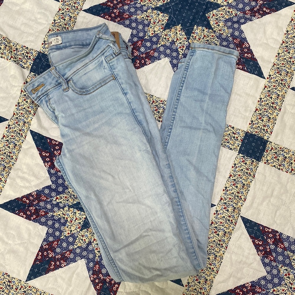 Hollister jeans